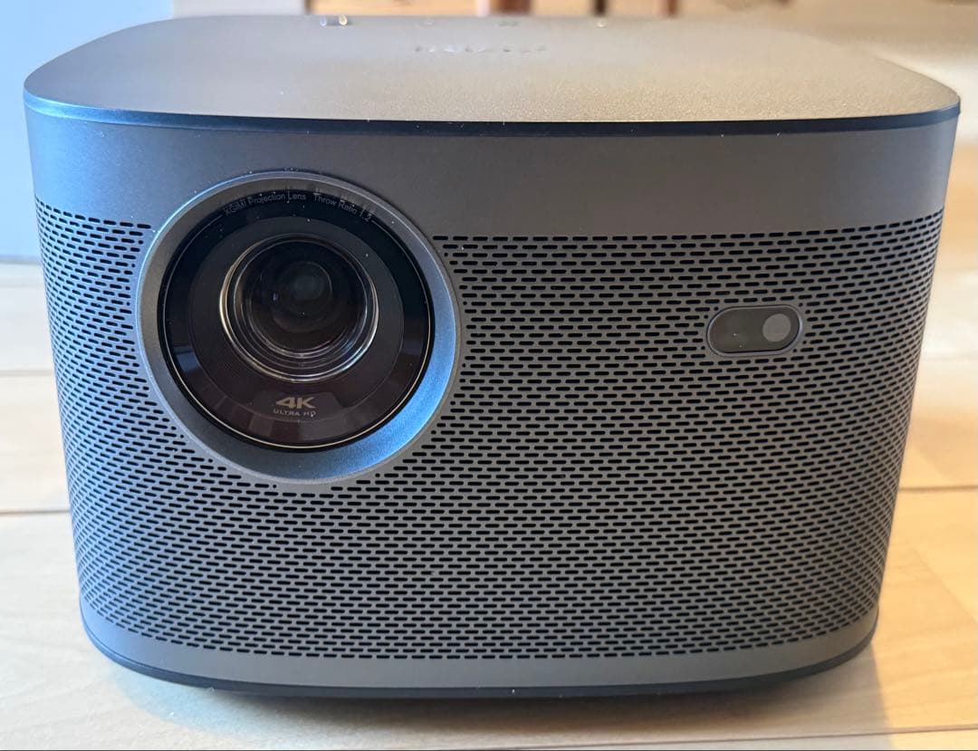 XGIMI Horizon Pro 4K プロジェクター 本体