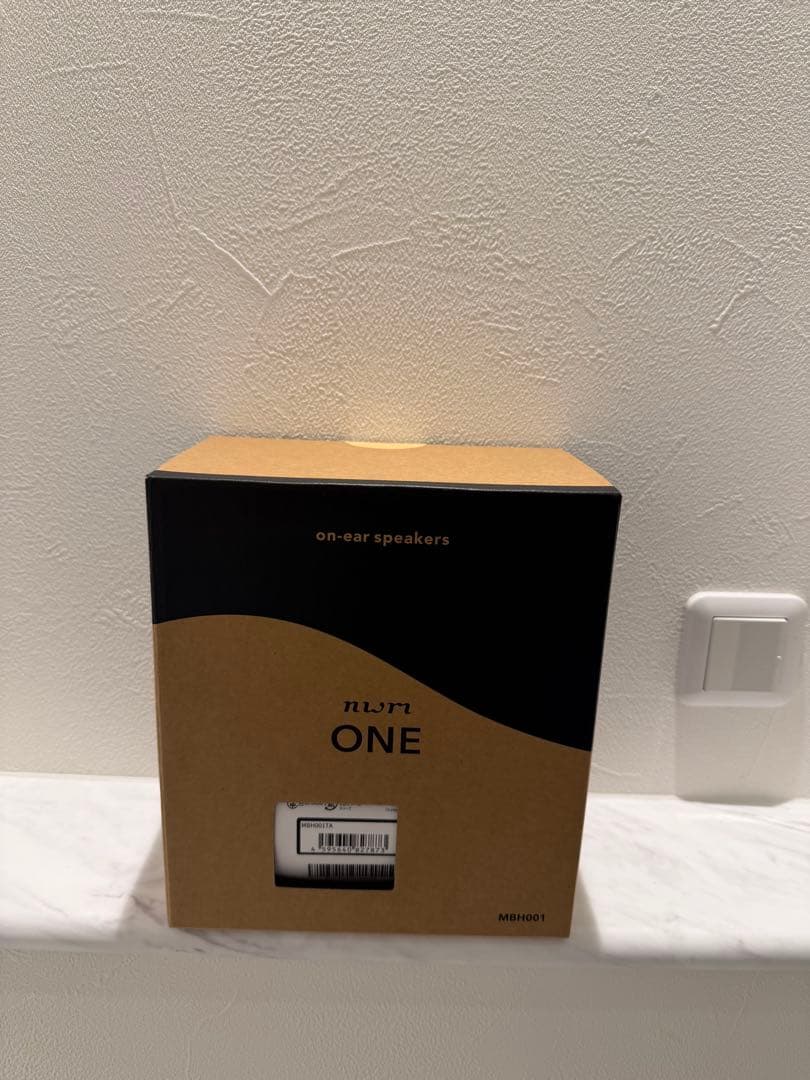 新品未開封【新色】nwm(ヌーム) ONE ファントムグレイ