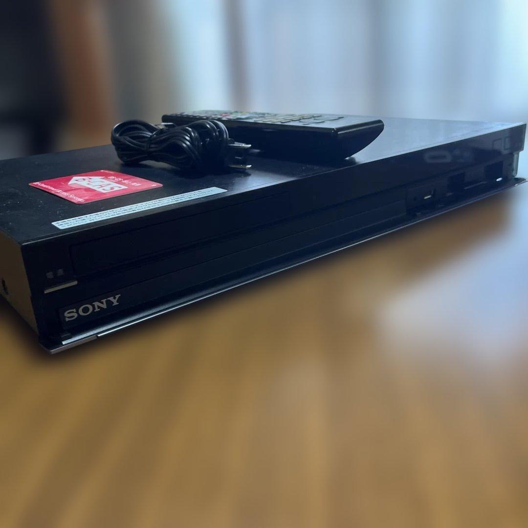 SONY　BDZ-AT970T　3番組同時録画 ブルーレイディスク™レコーダー