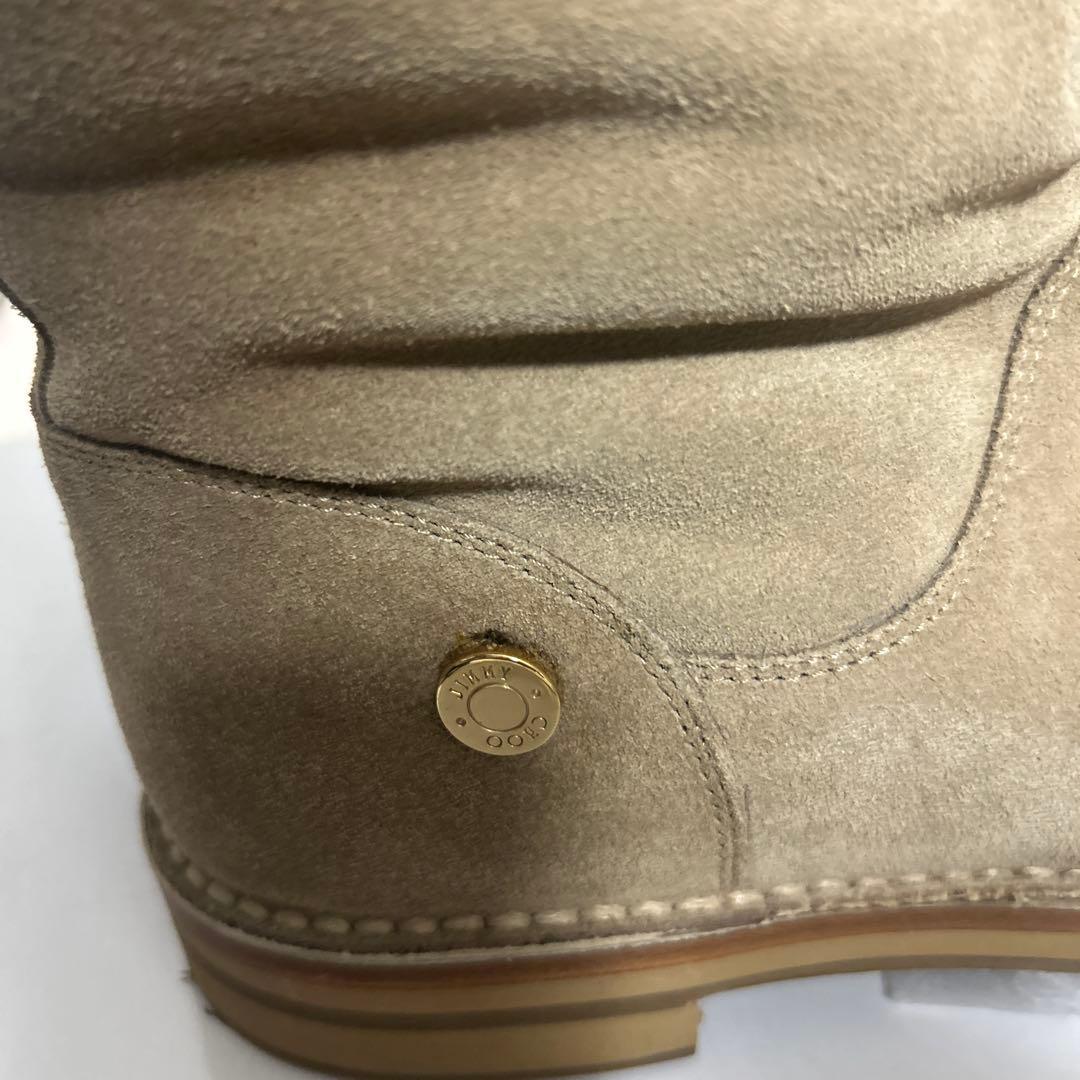 ジミーチュウベージュ スエード ファー付きムートンブーツ