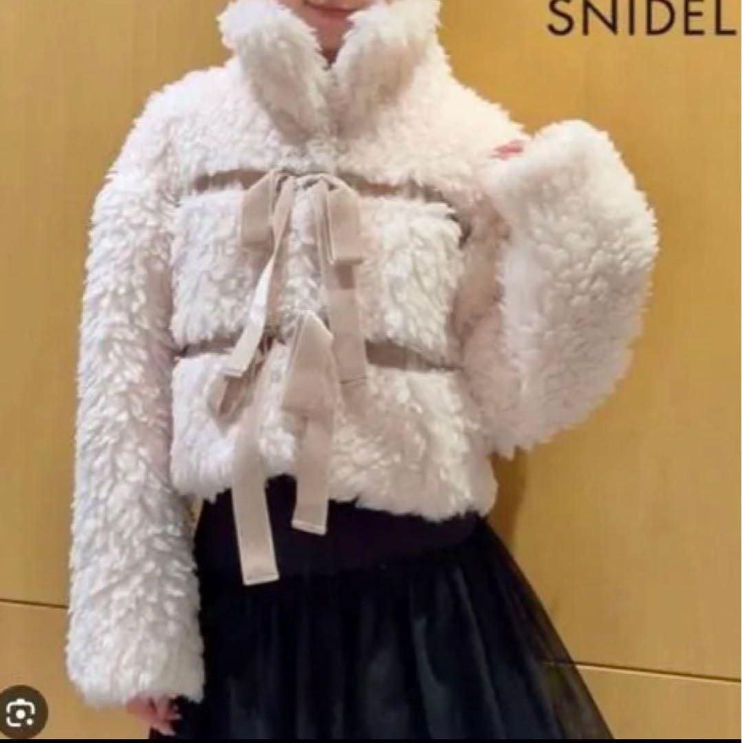 SNIDEL リボンボアショートコート