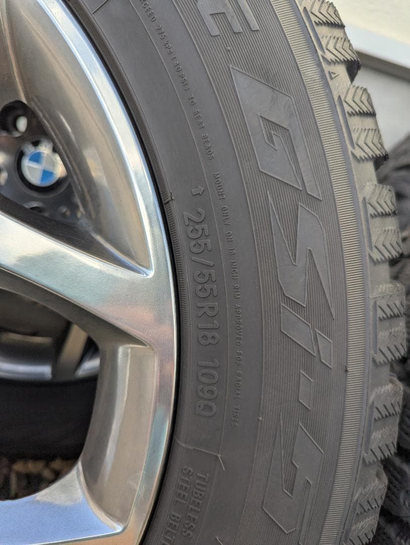  X5 18インチ スタッドレスタイヤ ホイールセット 1/2まで出品
