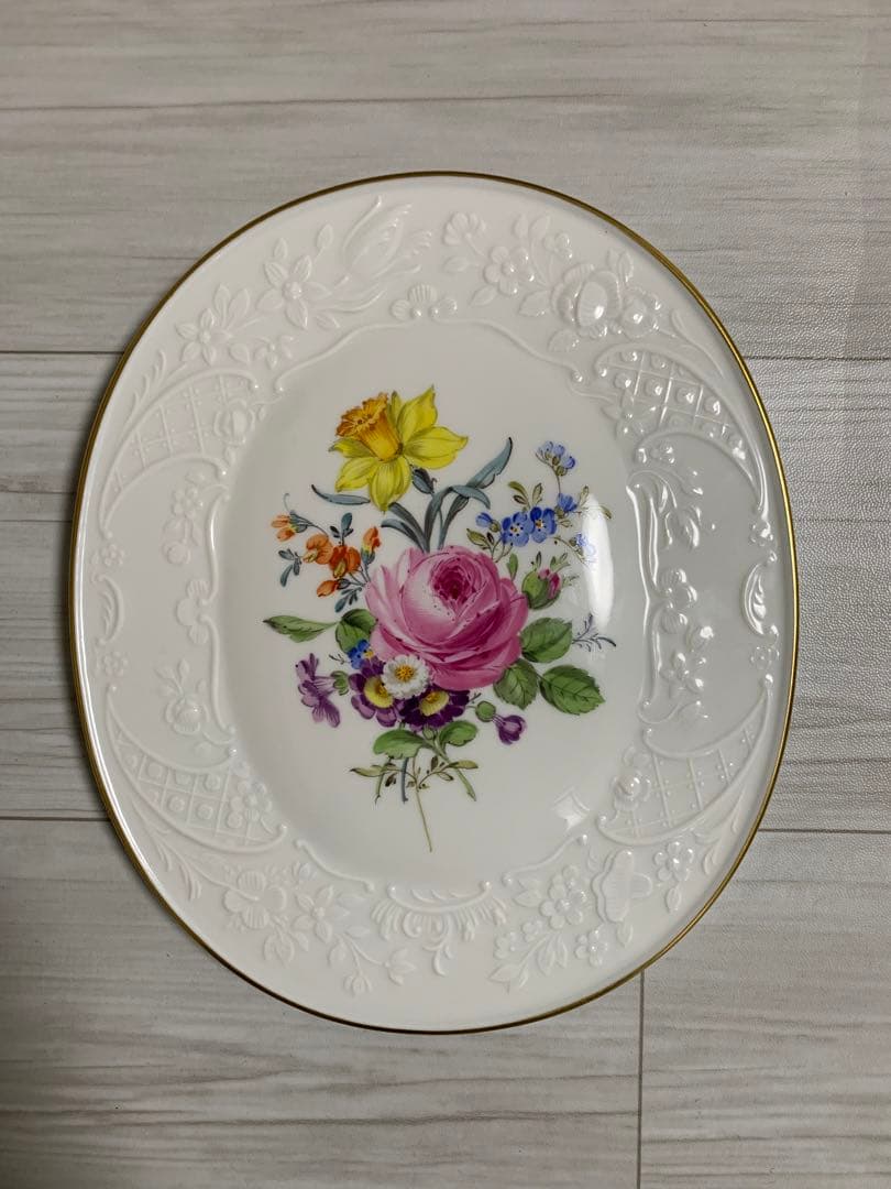 【マイセン】花文レリーフ　プラーク陶板　金縁付き