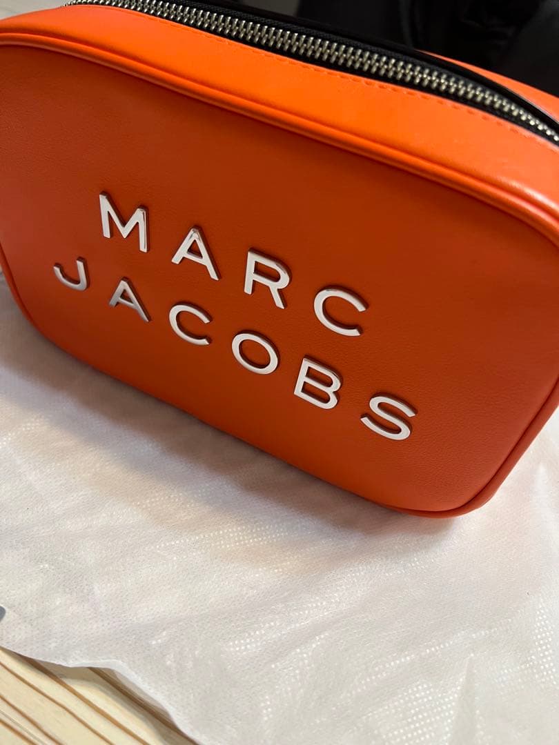MARC JACOBS オレンジ ポーチ