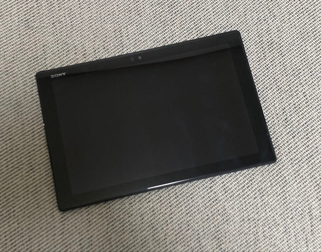 ソニー　SONY Xperia Z4 Tablet SOT31 au タブレット
