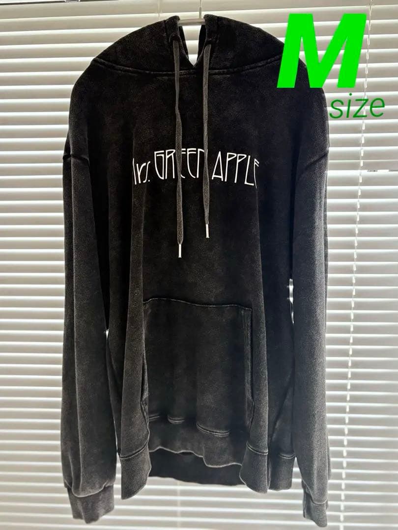 ♥︎未使用に近い一度着用ミセスグリーンアップルバベルの塔フーディMサイズ