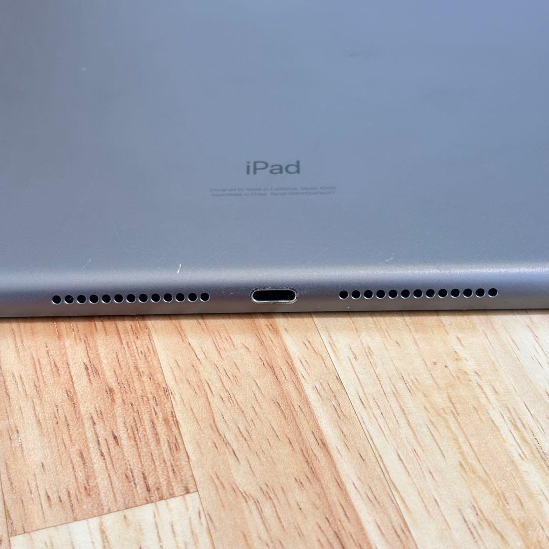 iPad 第7世代 32GB SIMフリー