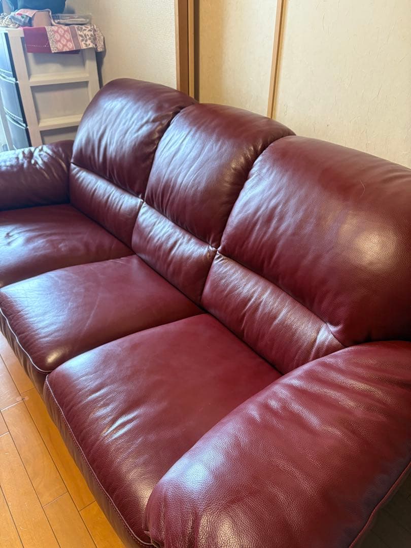 本皮ソファ　大塚家具　ディープレッド