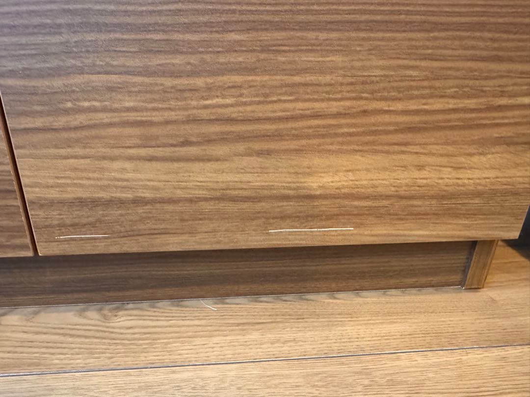 ディノス　本棚　幅80cm奥行32cm高さ180cm