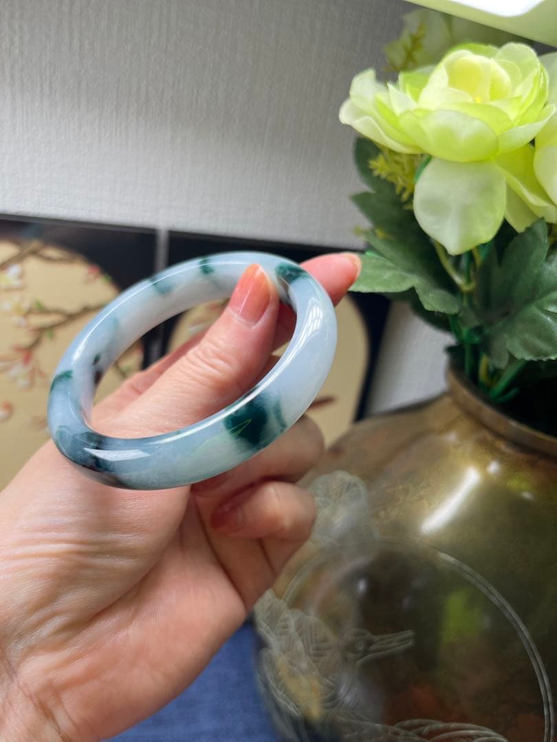 高級品❣️天然A貨翡翠　トロトロ、浮かぶ藍花柄付き氷種翡翠バングル　鑑定書付き