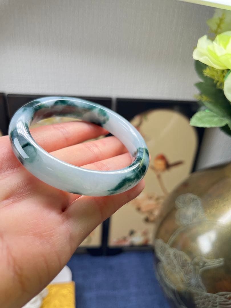 高級品❣️天然A貨翡翠　トロトロ、浮かぶ藍花柄付き氷種翡翠バングル　鑑定書付き
