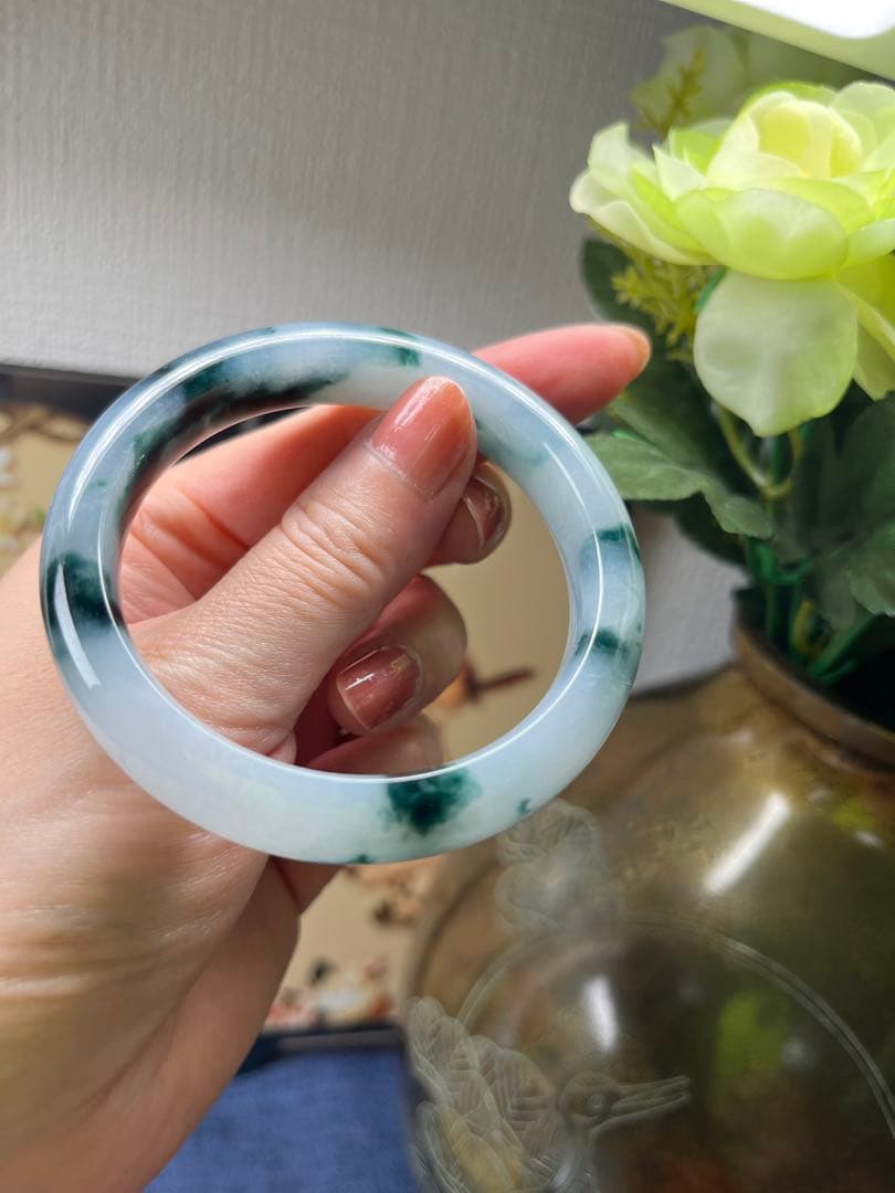 高級品❣️天然A貨翡翠　トロトロ、浮かぶ藍花柄付き氷種翡翠バングル　鑑定書付き