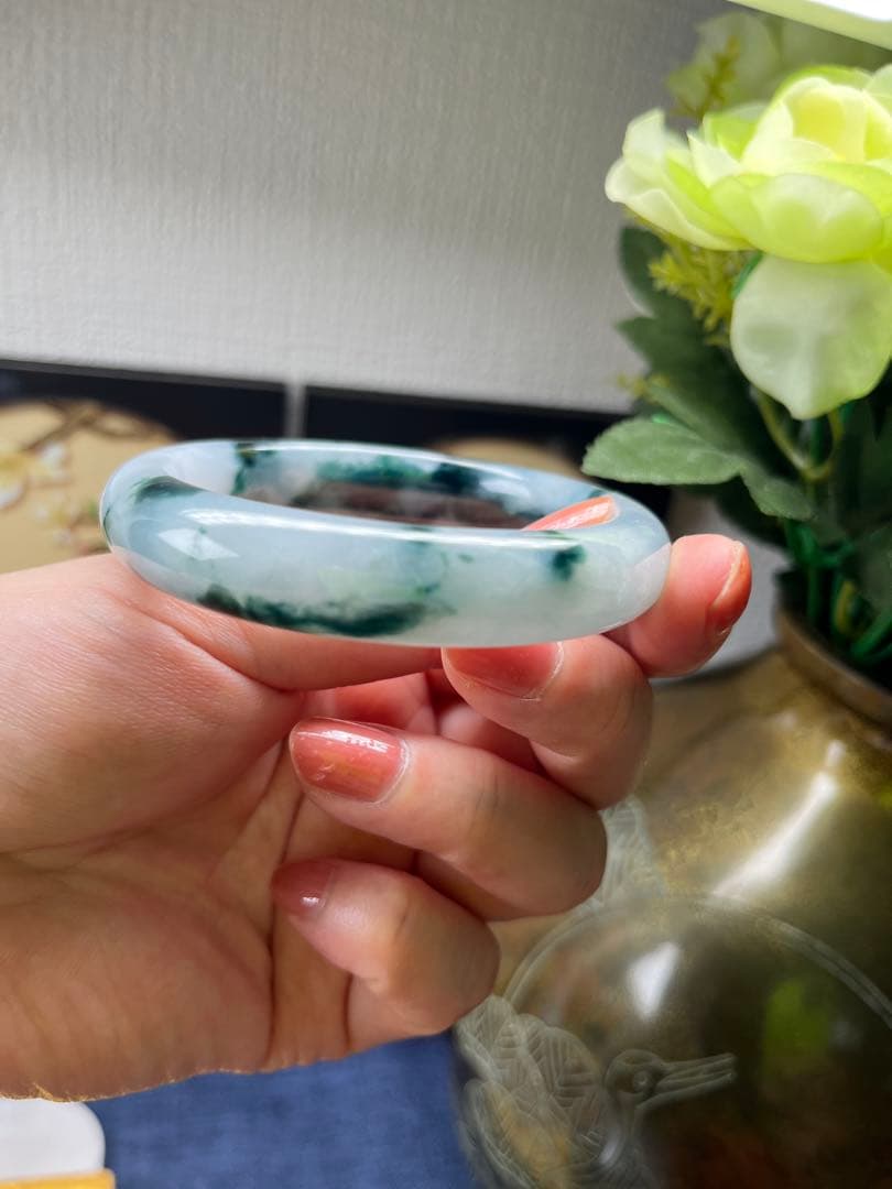 高級品❣️天然A貨翡翠　トロトロ、浮かぶ藍花柄付き氷種翡翠バングル　鑑定書付き