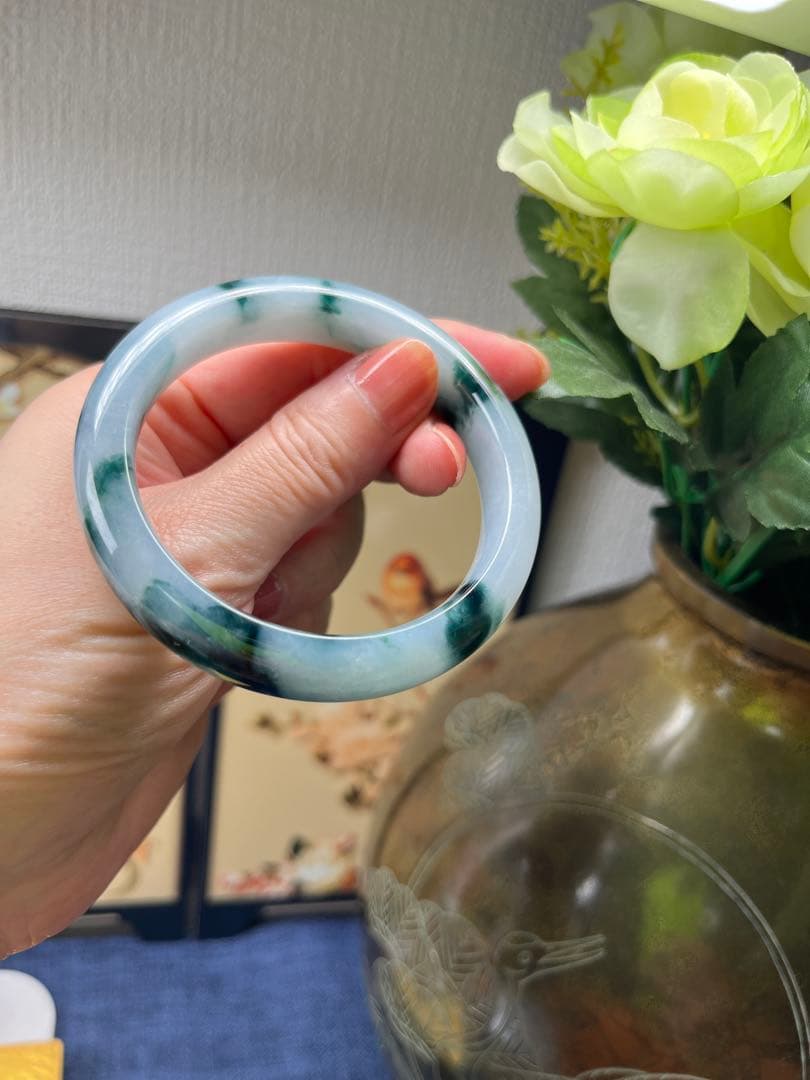高級品❣️天然A貨翡翠　トロトロ、浮かぶ藍花柄付き氷種翡翠バングル　鑑定書付き