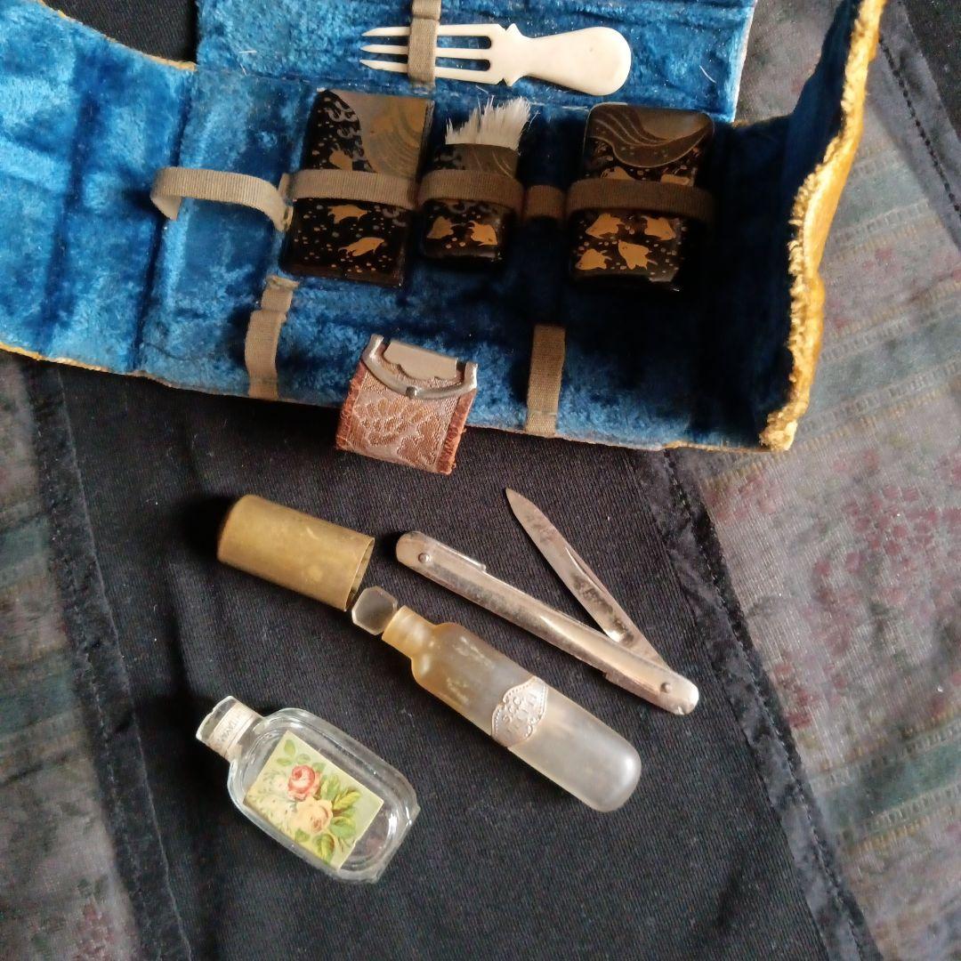 昔の女性の化粧セット日本製骨董品