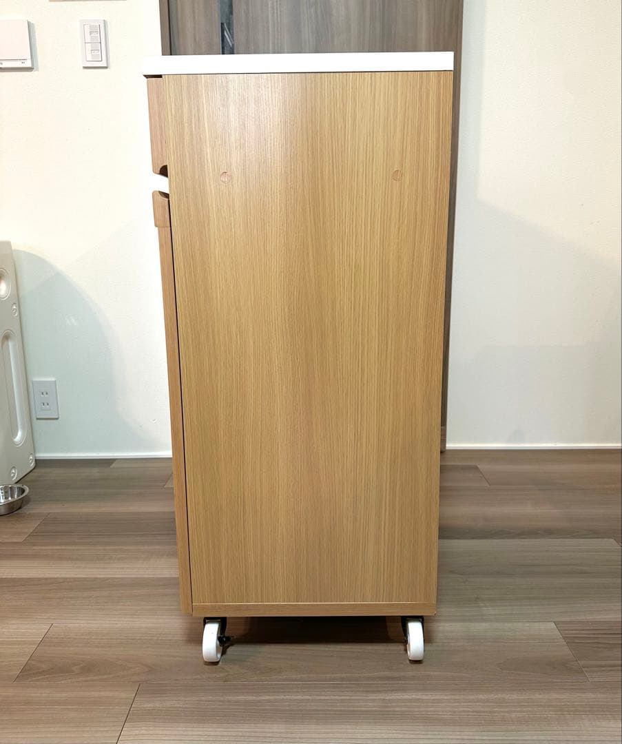 【モモコ】食器棚 ナチュラルウッド(キャスター付き)