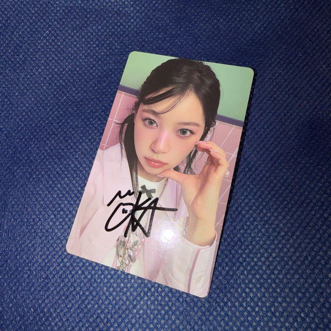 ILLIT 直筆サイン入りトレカ モカ GLITTER DAY M&G