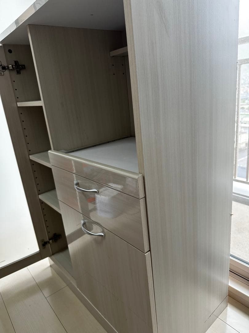 ニトリ　キッチンボード　転倒防止ゴムパットつき