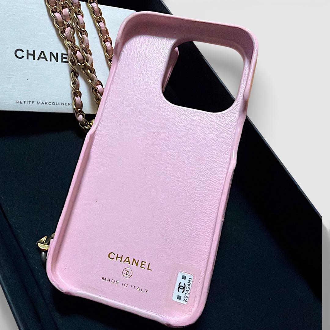 【CHANEL】シャネルiPhone14proケース☆マトラッセ キャビアスキン