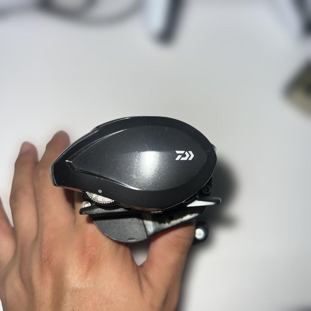 シ*ン様 20 アルファス AIR TW ギア比8.6 ダイワベイトフィネスリー