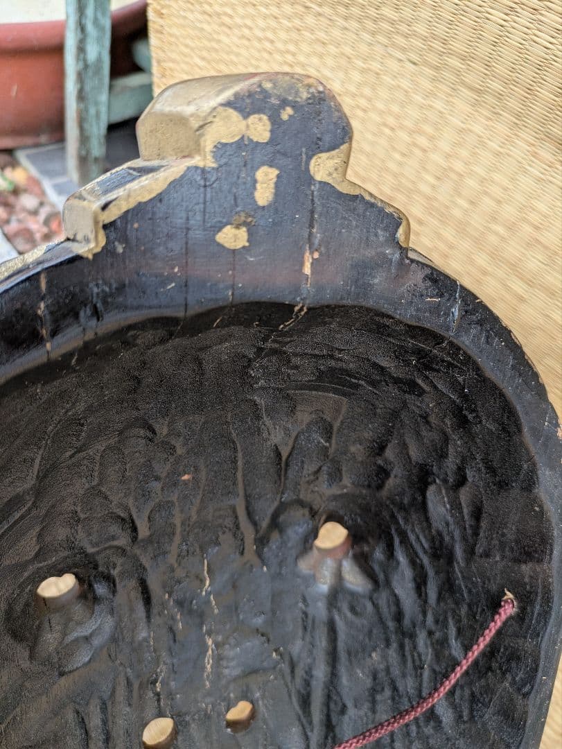 大迫力の天狗面　木製品　壁飾り　程度の良い中古品