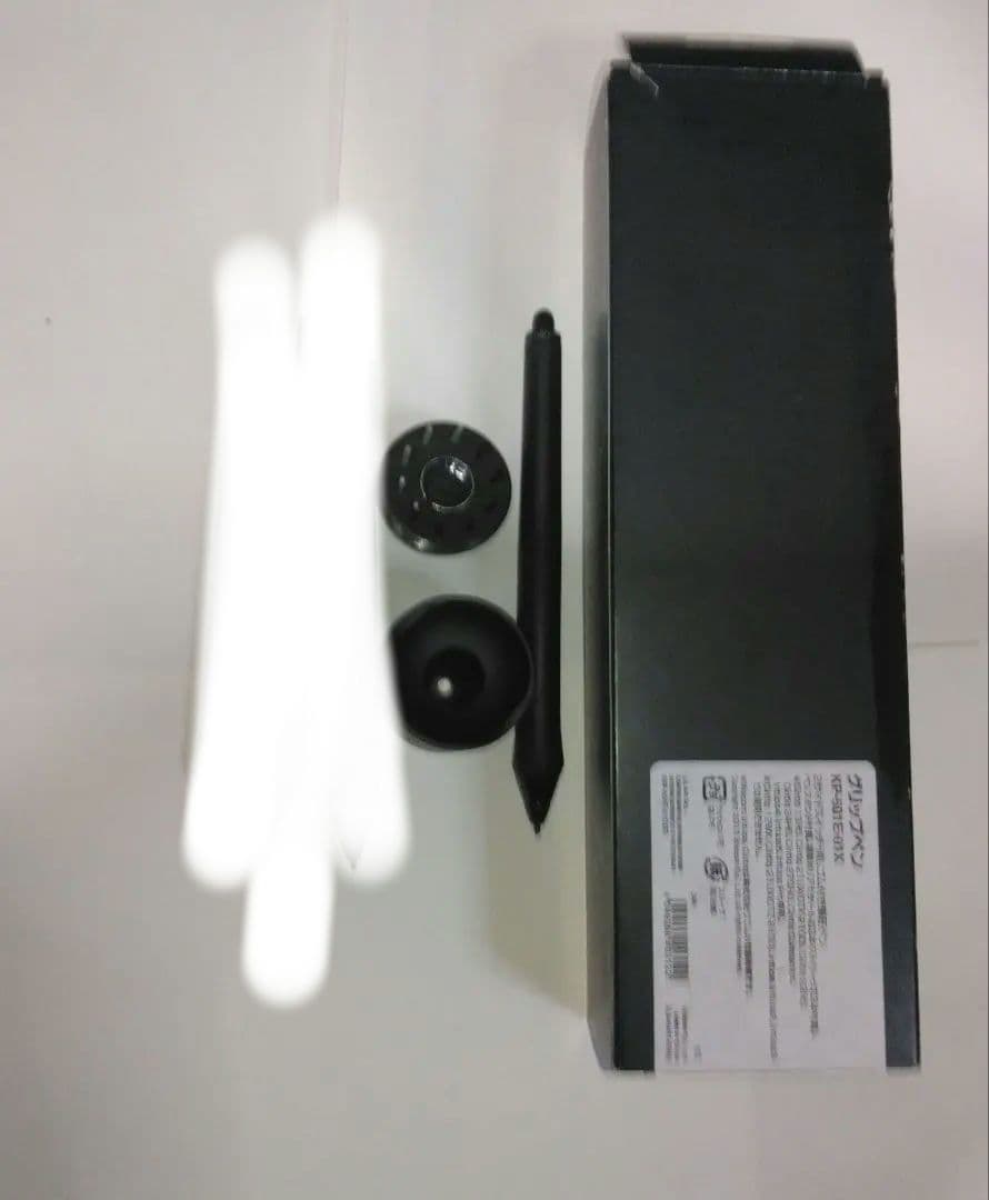 Wacom 液晶ペンタブレットcintiq22hd　DTH-2200