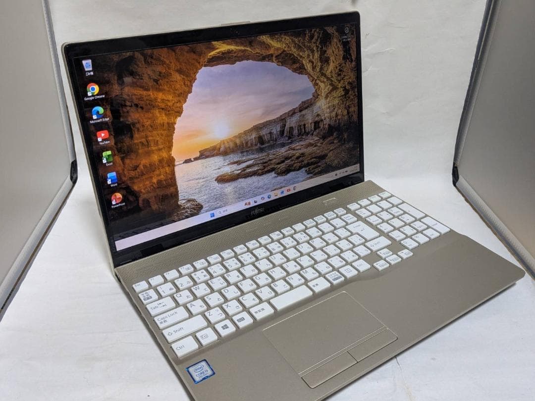 富士通　LifeBook　AH45D1　美品金　SSD　WIN11 Office