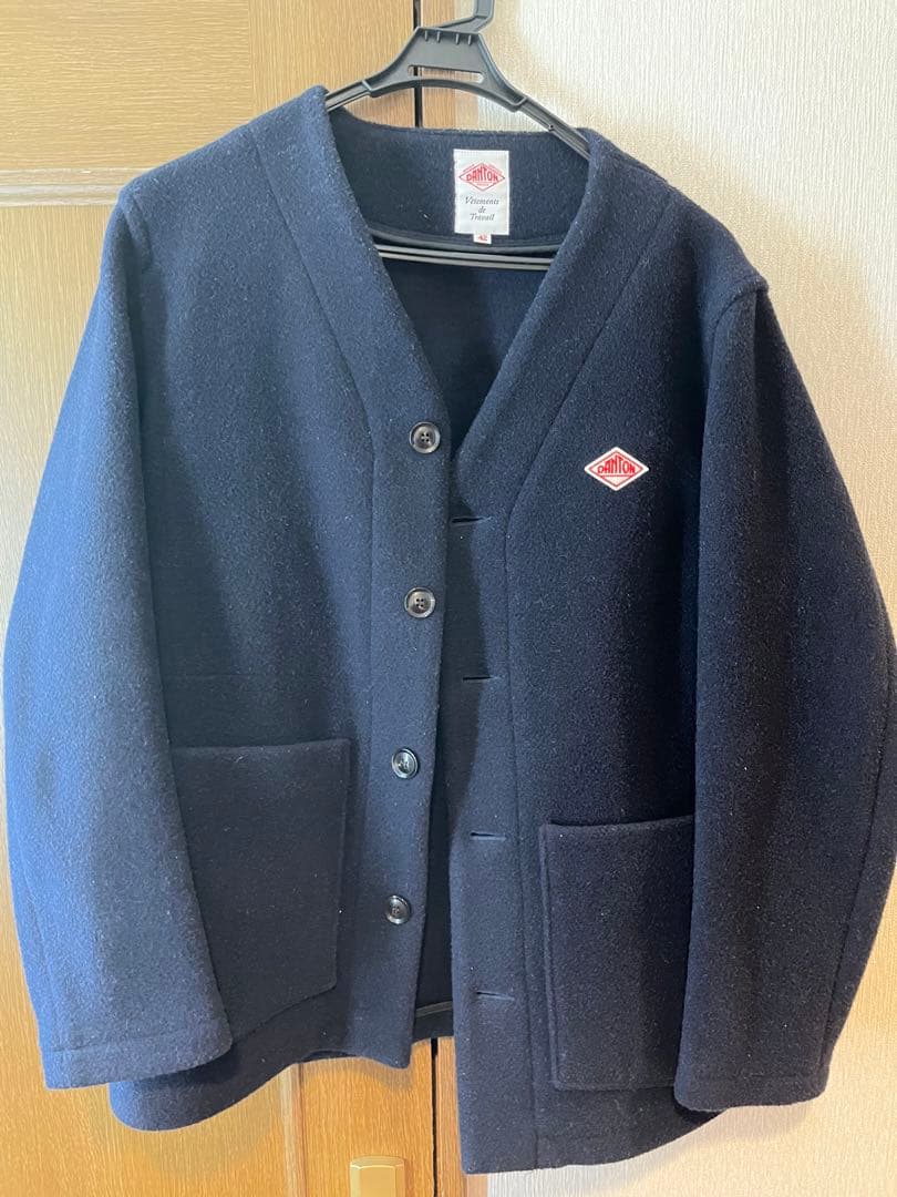 danton ノーカラーコート