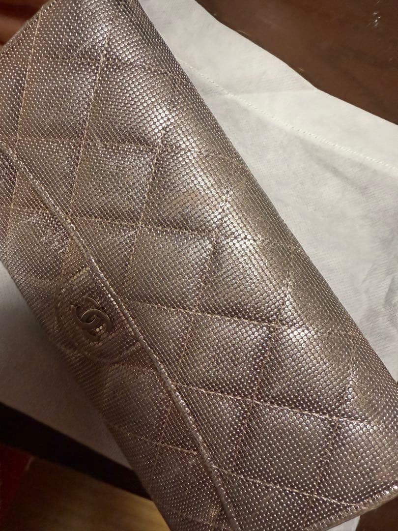 Chanel ピンクシルバー キルティング 長財布