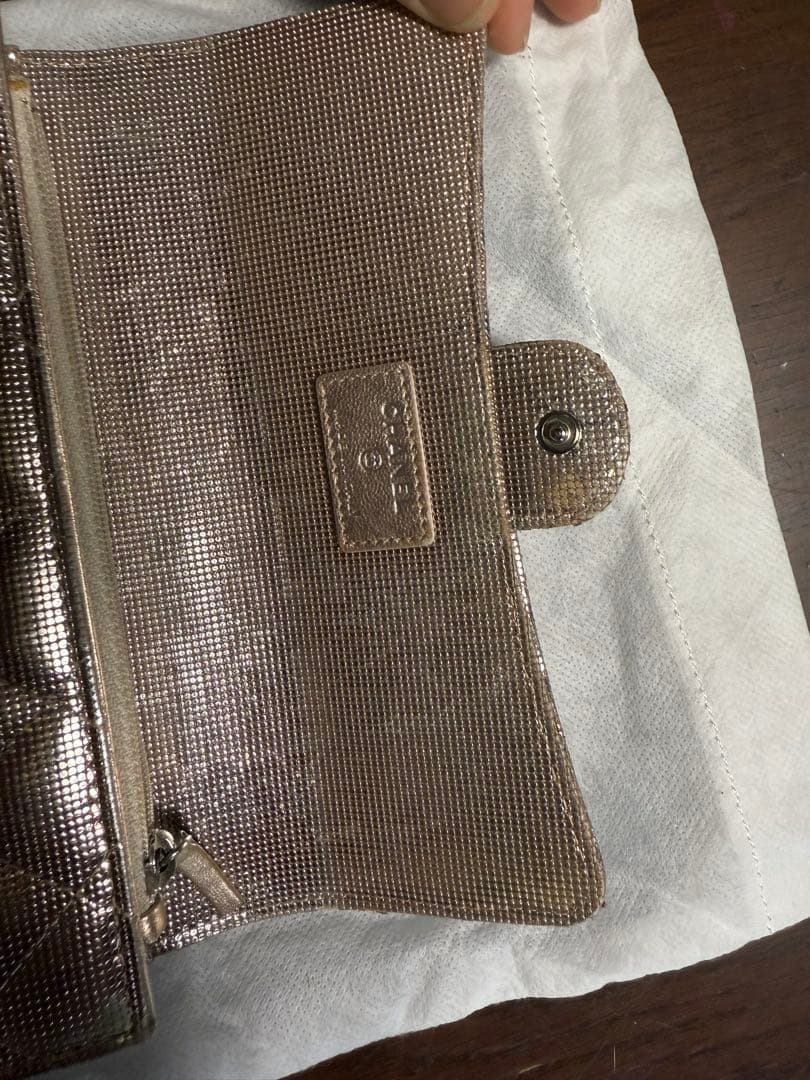 Chanel ピンクシルバー キルティング 長財布