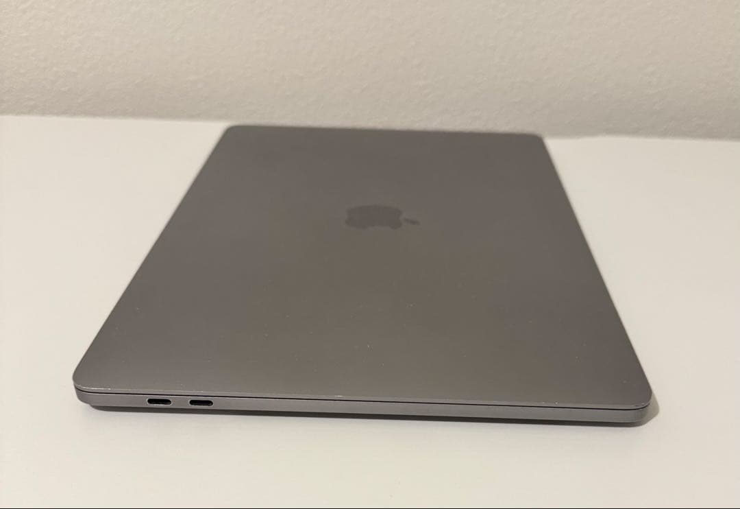 Macbook Pro 2017 13インチ 今年最新mac os 新バッテリー