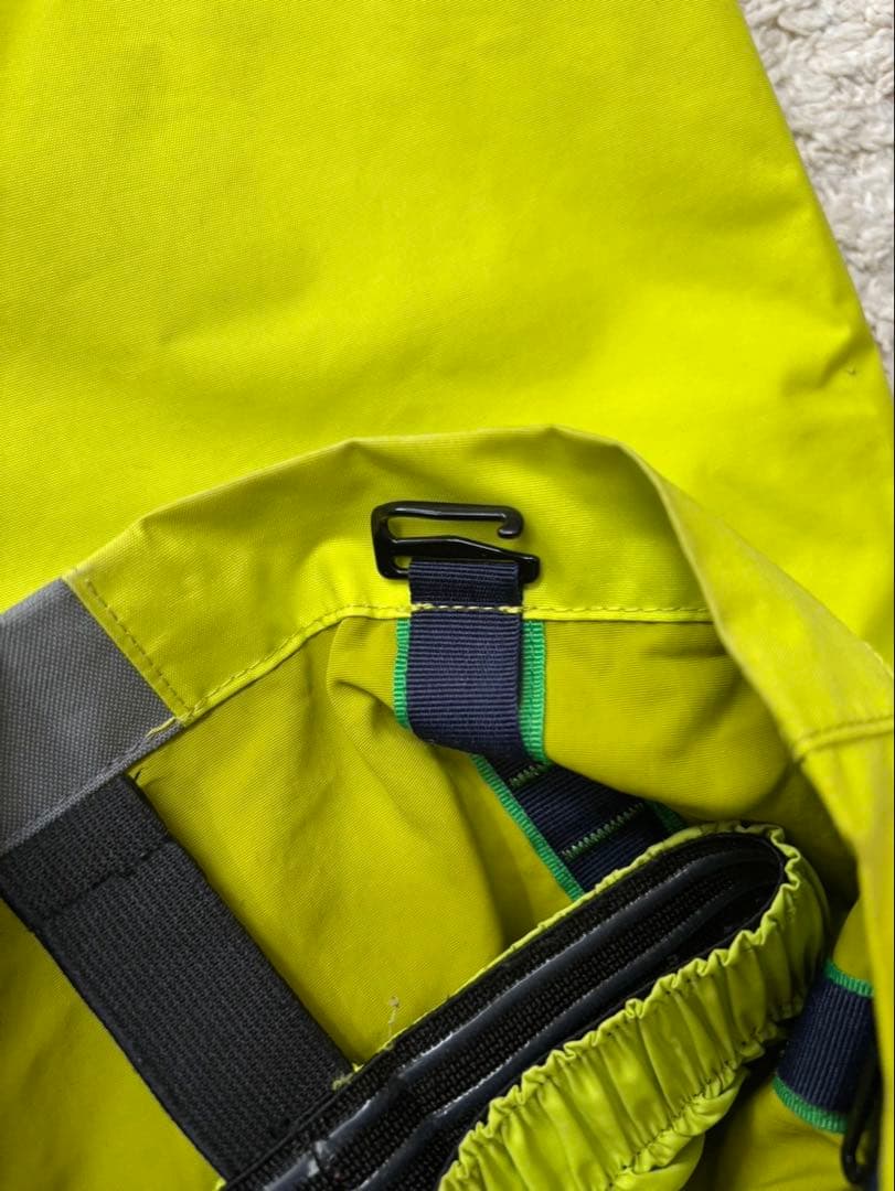 子供用スキーウェア モンベル　140 mont-bell