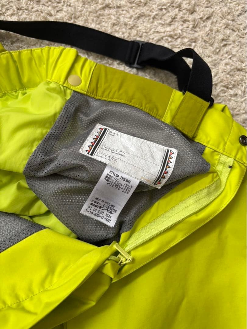 子供用スキーウェア モンベル　140 mont-bell