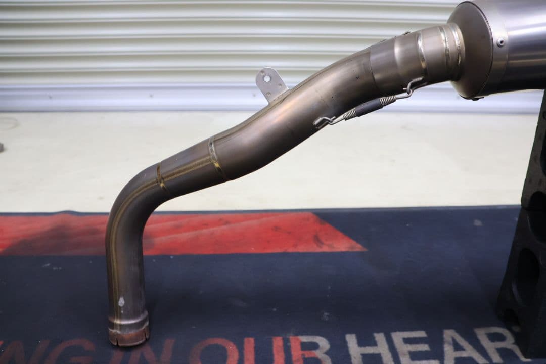 CBR600RR 05-06 PC37　後期　ストライカースリップオンマフラー