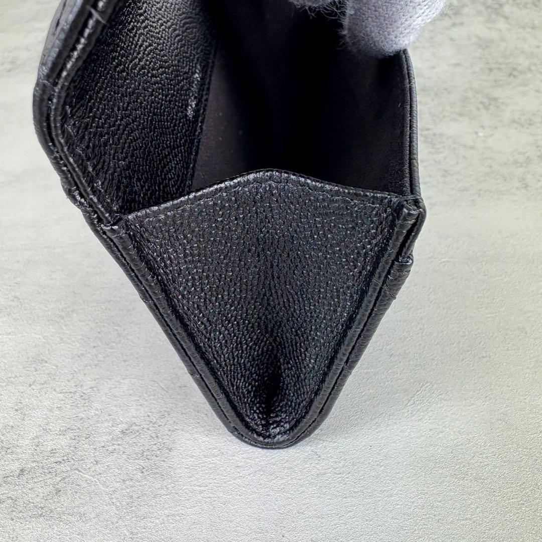 CHANEL Vステッチ　キャビアスキン　ケース　カードケース　財布