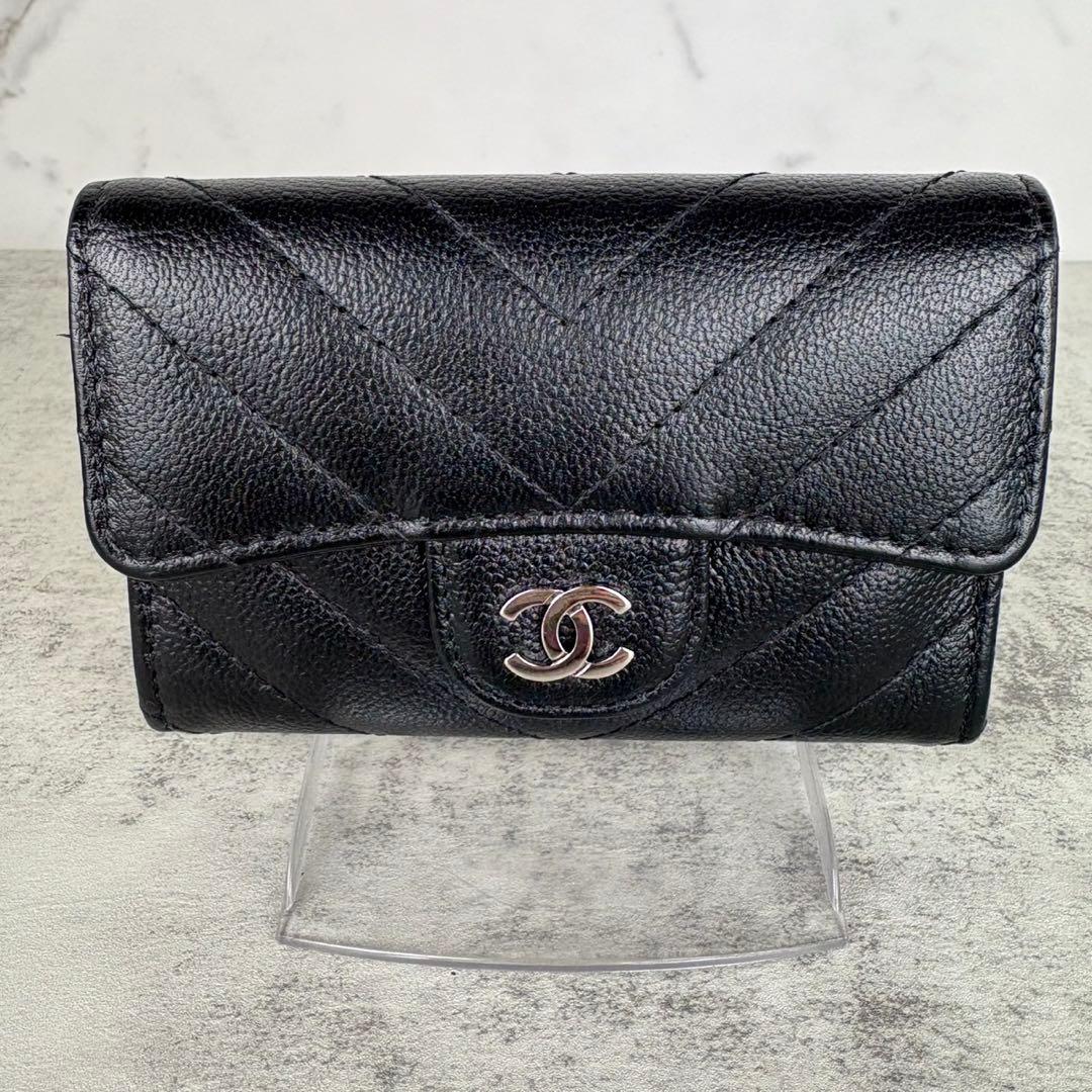 CHANEL Vステッチ　キャビアスキン　ケース　カードケース　財布