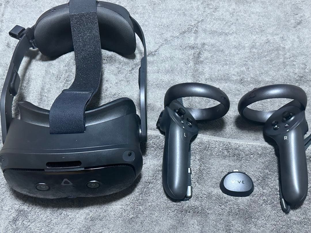 ViveFocusVision +フェイシャルトラッカー +ストリーミングキット