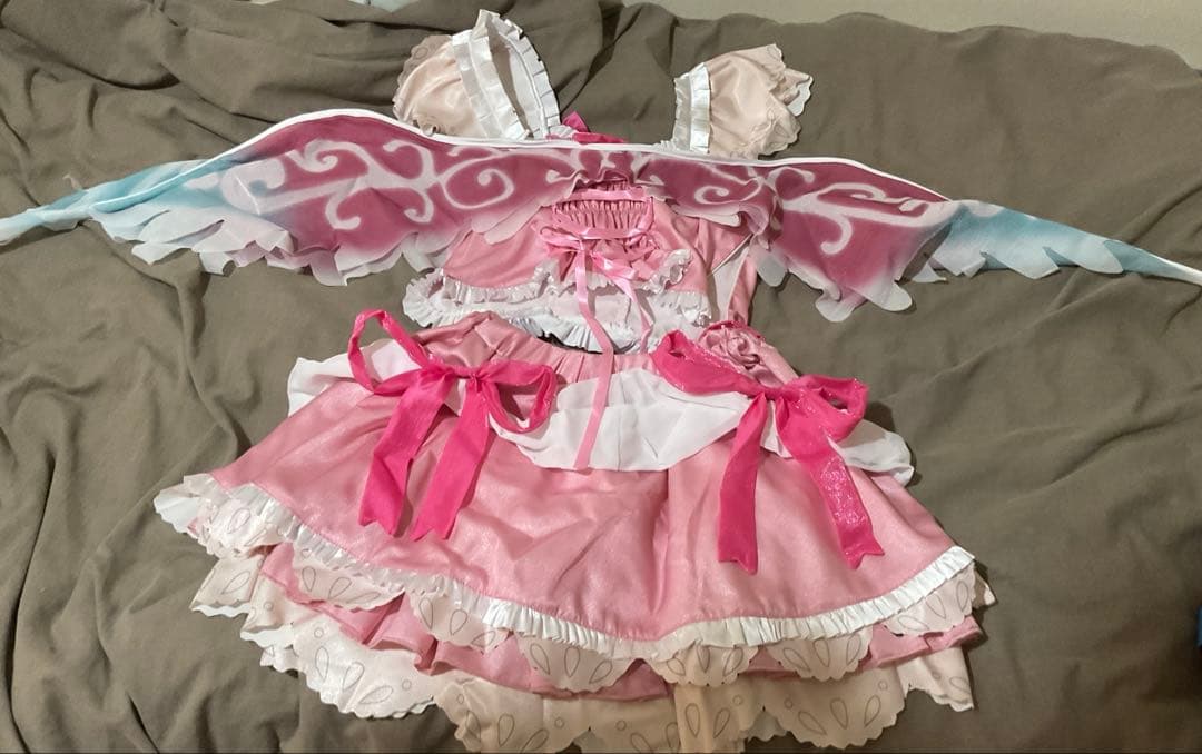 星宮いちご　オーロラキスコーデ　コスプレ衣装　ウィッグ付き