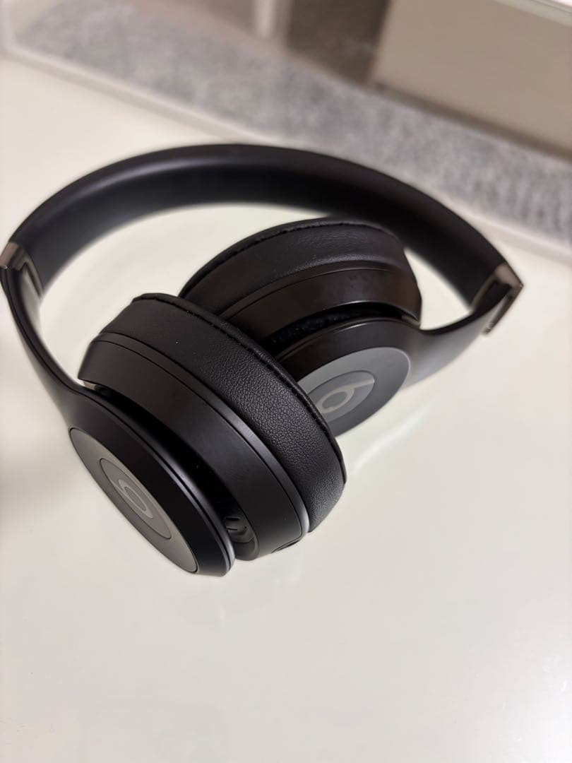 Beats solo4 ワイヤレス ヘッドホン ビーツ イヤホン 黒 blue