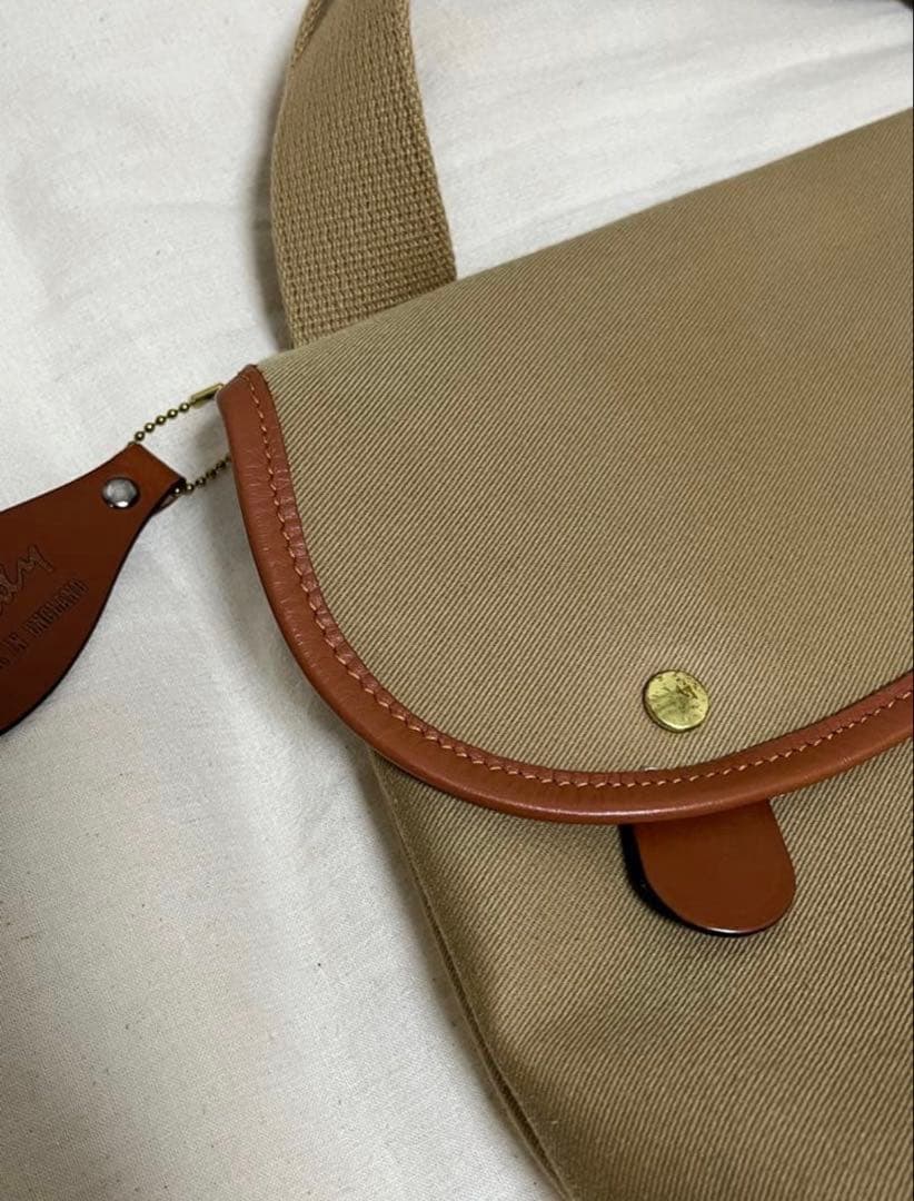 ブレディ Brady AVON ショルダーバッグ 【カーキ】