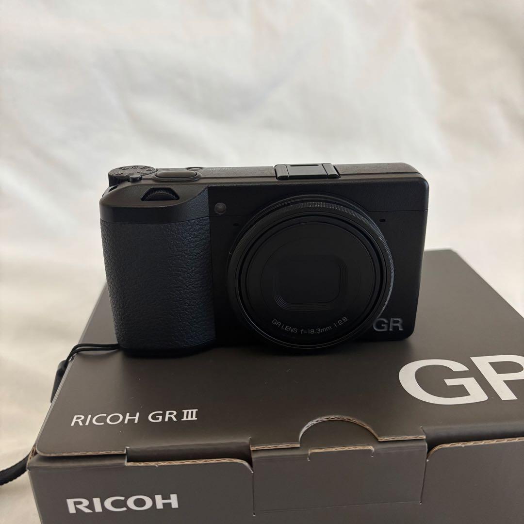 RICOH GR III コンパクトデジタルカメラ　美品