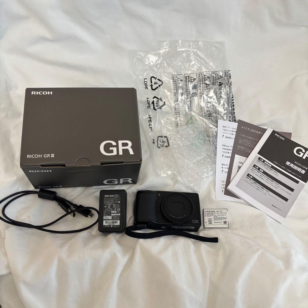 RICOH GR III コンパクトデジタルカメラ　美品