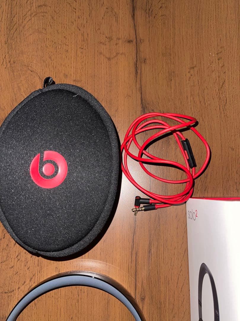 ヘッドホン beatssolo2