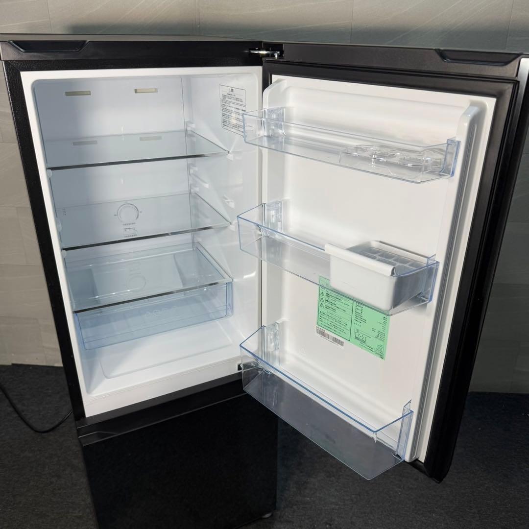 ハイセンス 冷蔵庫 2022年 高年式 ミラーパネル おしゃれ d3579