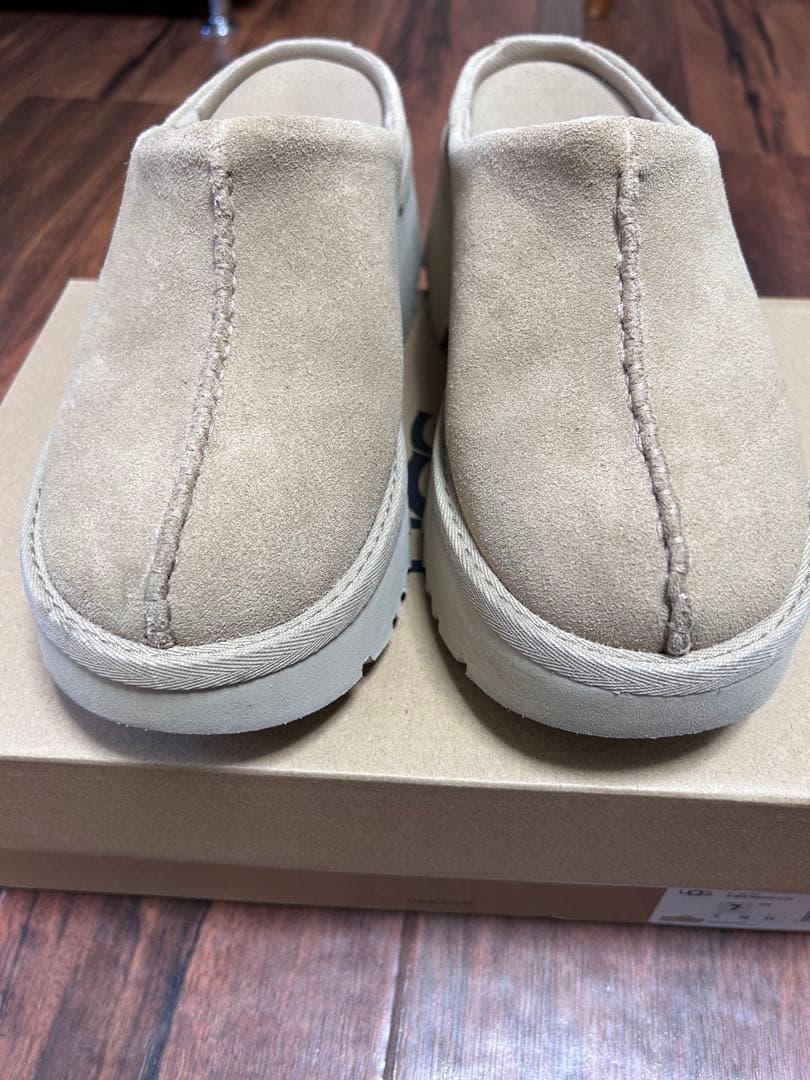UGG NEW HEIGHTS CLOG / アグ ニューヘイツ クロッグ