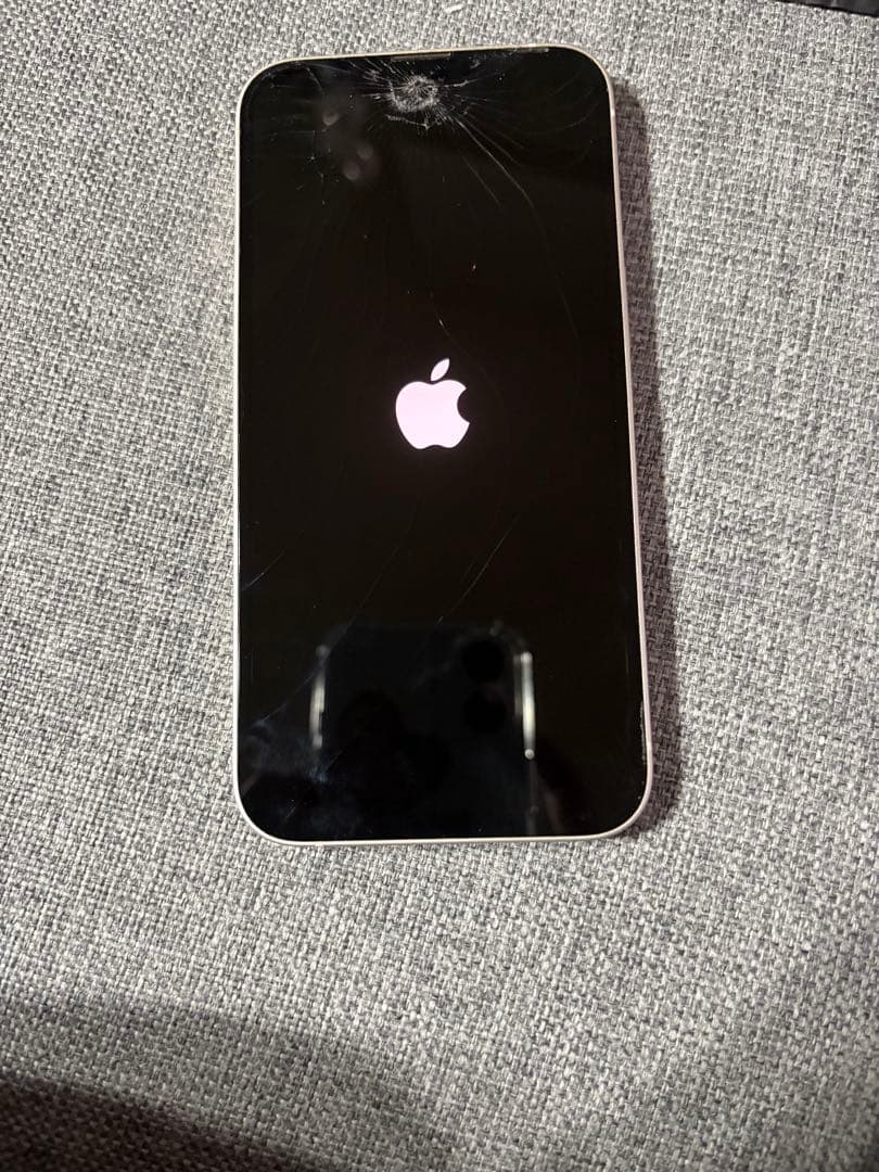 初出品/初期化済み/早い者勝ち　iPhone 14 ホワイト 128GB