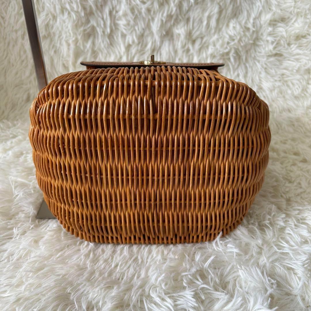 トリーバーチ かごバッグ ハンドバッグ バッグ　ナチュラルラタン