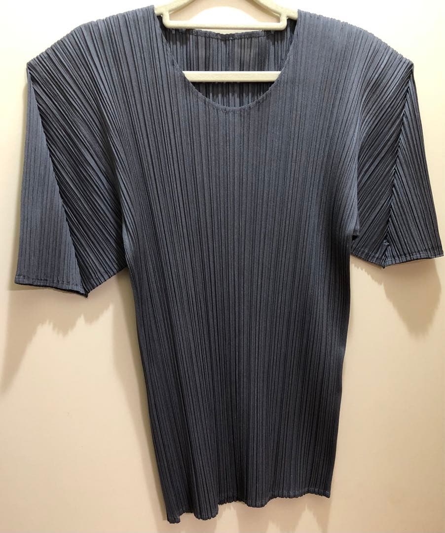 ⑯ PLEATS PLEASE ISSEY MIYAKE