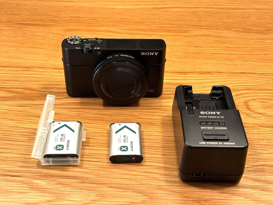 デジタルカメラ SONY RX100III(DSC-RX100M3)