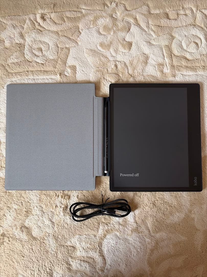 楽天kobo elipsa 2E ほぼ未使用　ケース、ペン、充電ケーブル付き